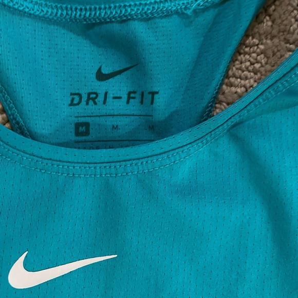 Nike Dri fit tank - Picture 2 of 3